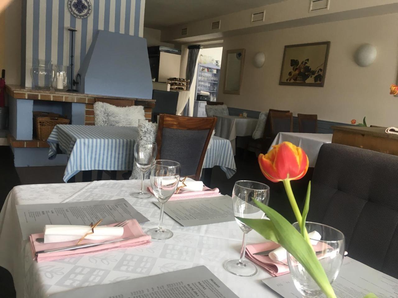 Pension A Restaurace Filip II Mariánské Lázně Εξωτερικό φωτογραφία